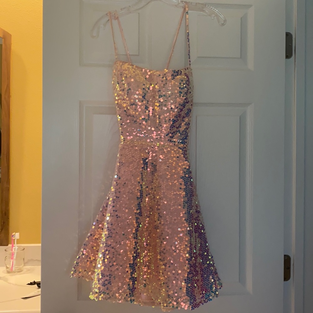 homecoming one piece dress size 4